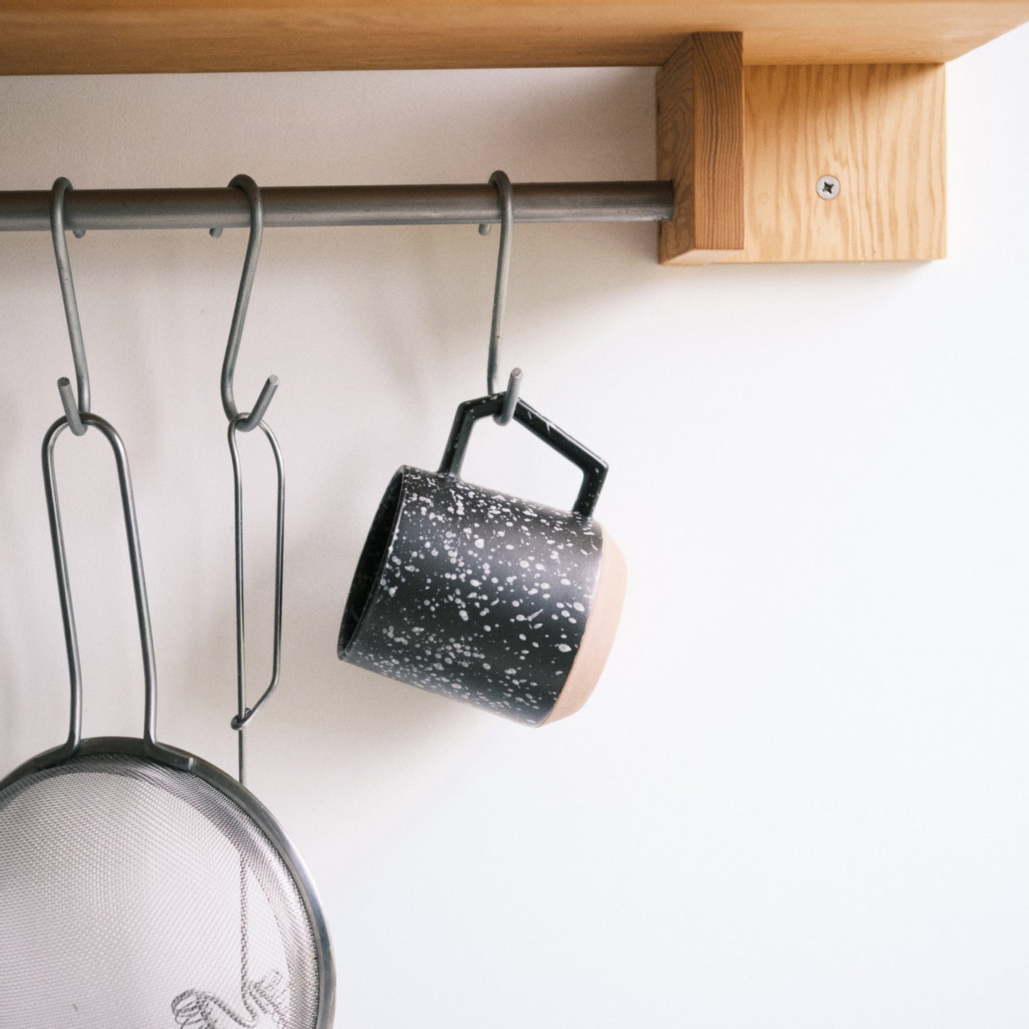 CHIPS Mug 380ml - Black Splash